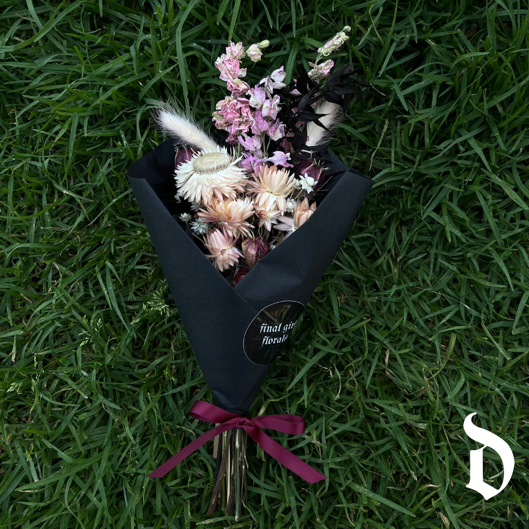 'Amas Veritas' Dried Bouquet Collection