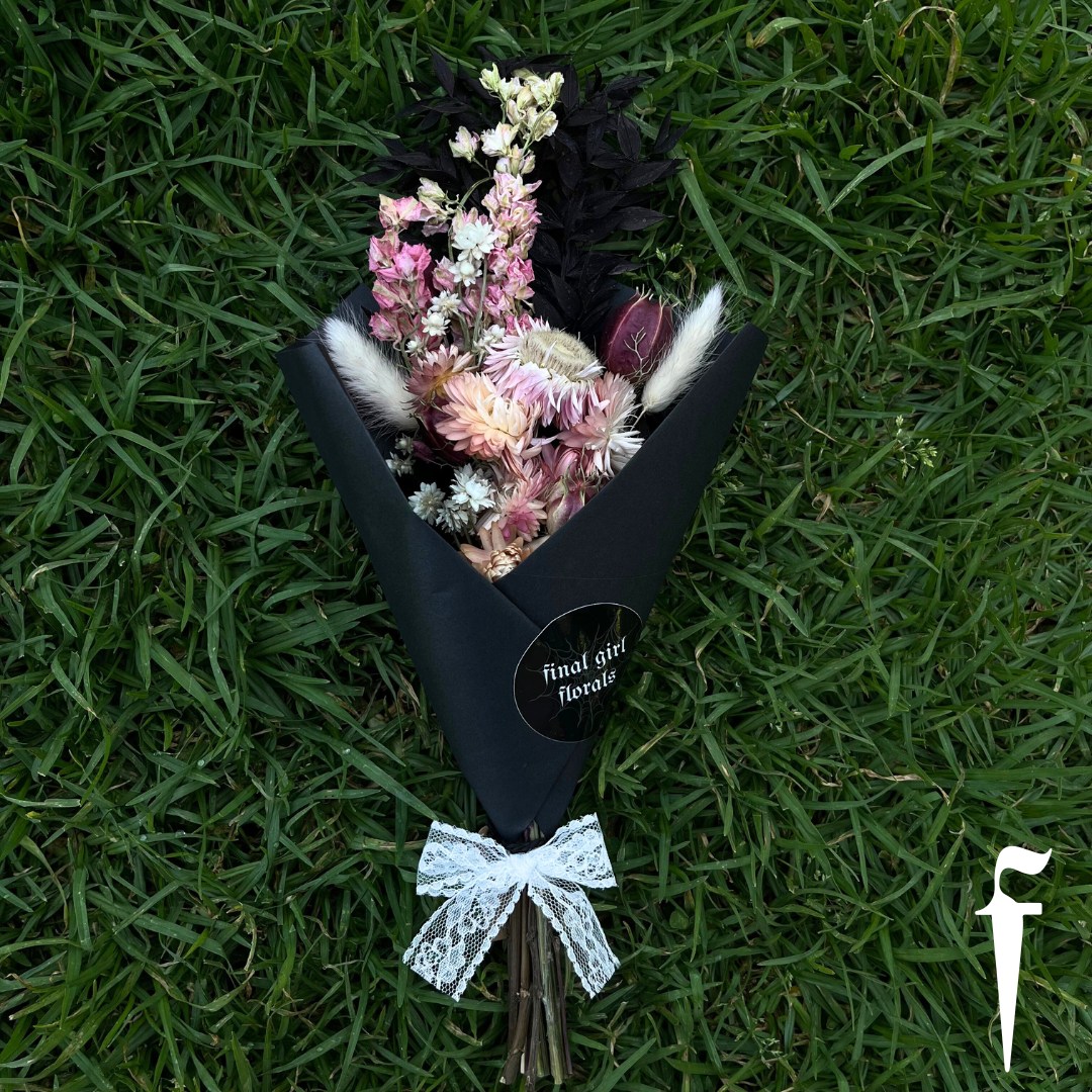 'Amas Veritas' Dried Bouquet Collection