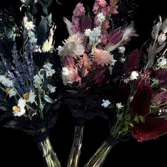 'Amas Veritas' Dried Bouquet Collection